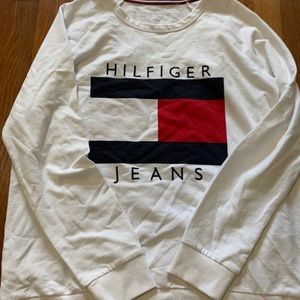 TOMMY HILFIGER PULLOVER!